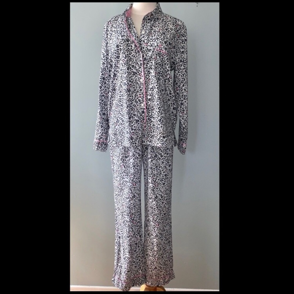 VICTORIA SECRET Leopard Pyjamas Set